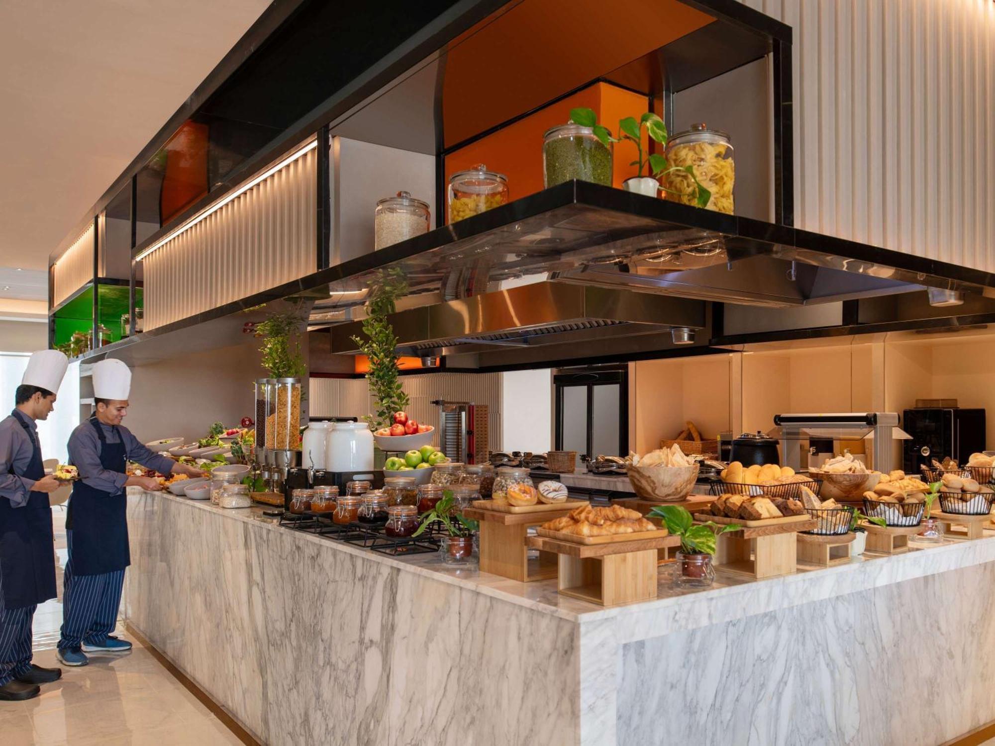 Novotel Riyadh Sahafa Exterior photo